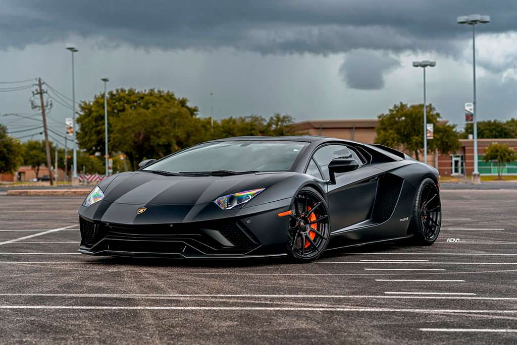 Lamborghini Aventador Black Matte