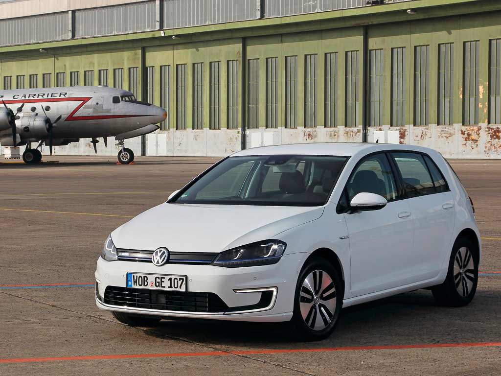 Volkswagen golf электромобиль