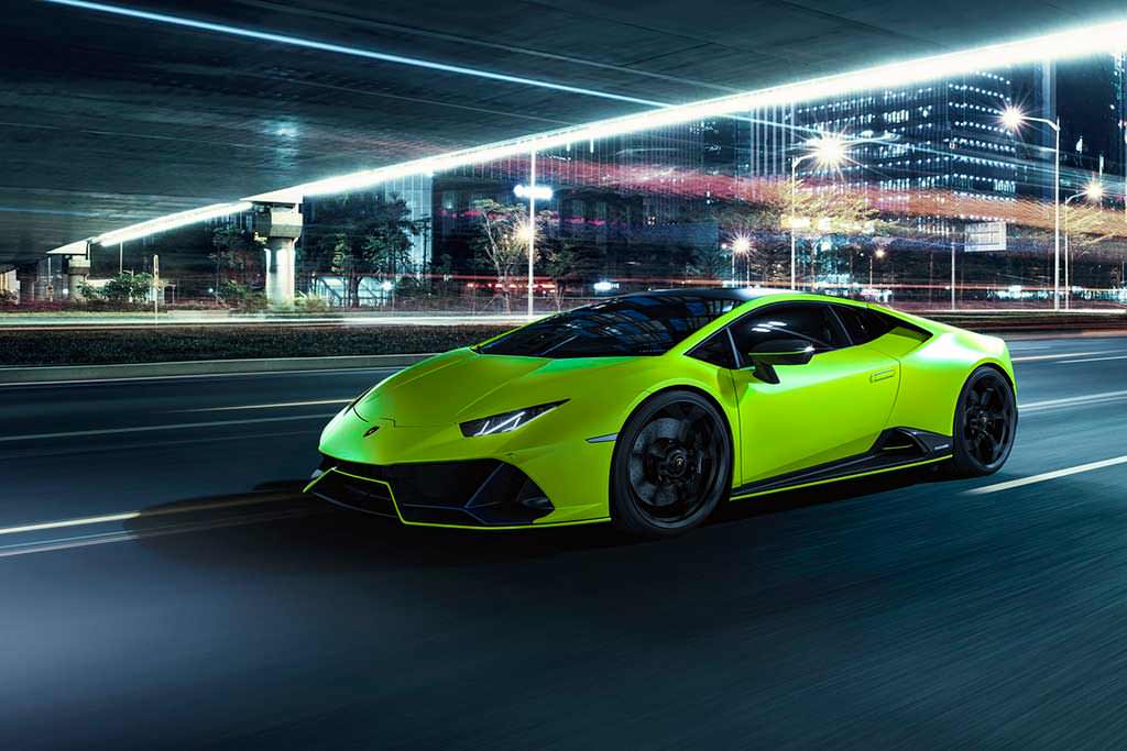 Зеленый lamborghini huracan